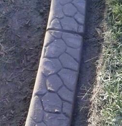 Stamped decorative concrete curb